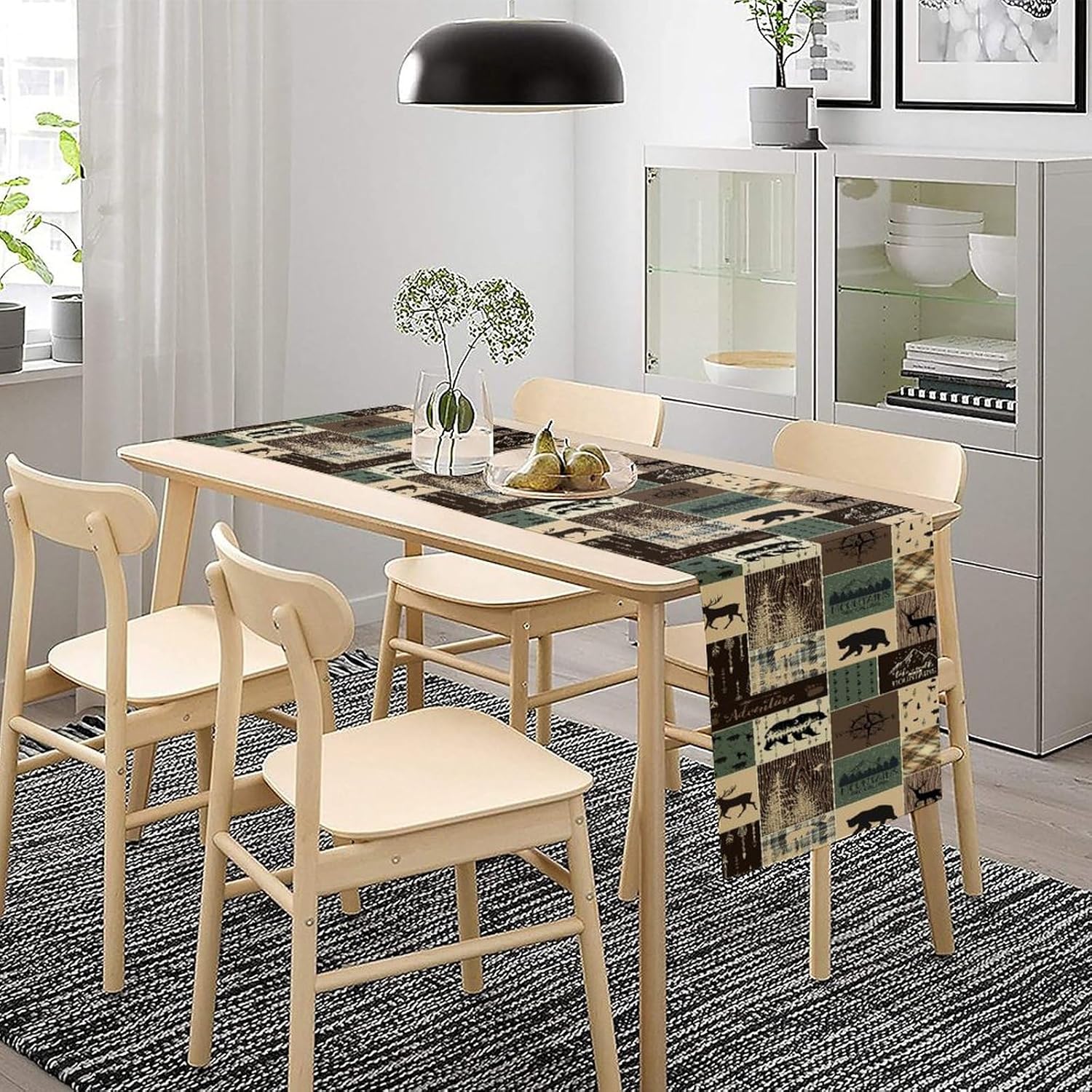 Rustic Farmhouse Deer Bear Tab - Outdoor Hunting News recension och pris